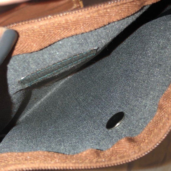 🤩💥💥GIFTED💥💥🥳 Brown and green crossbody bag. - Picture 6 of 7